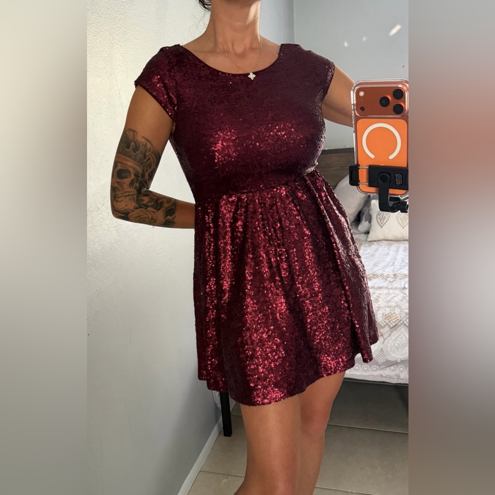 Honey and Rosie Wine Sequin Fit & Flare Dress Size S | Shown on M Model - Picture 2 of 9